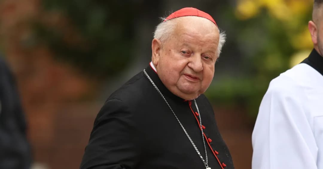 Czy kardynał Dziwisz żyje? Ostatnie informacje o jego zdrowiu i życiu