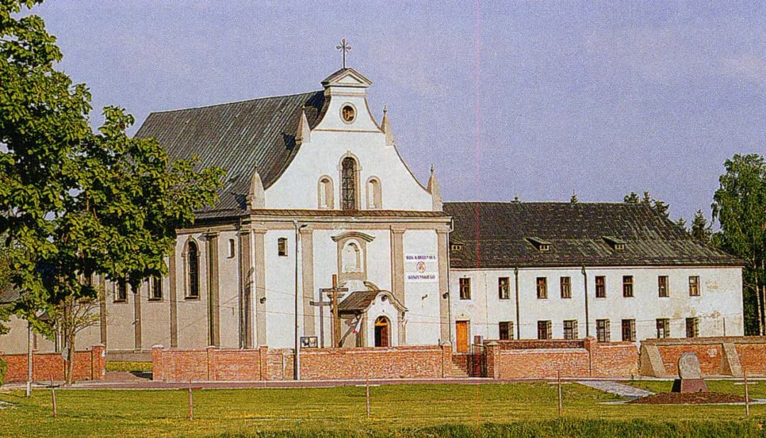 Sanktuarium w Rywałdzie: Historia, architektura i cudowna figura Matki Bożej