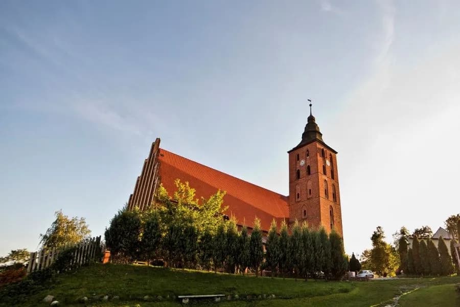 Sanktuarium w Suszu – historia, znaczenie i praktyczne informacje dla pielgrzymów