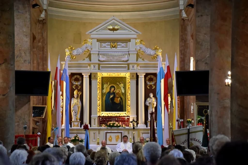 Sanktuarium Buk: Historia i cuda Matki Bożej Bukowskiej